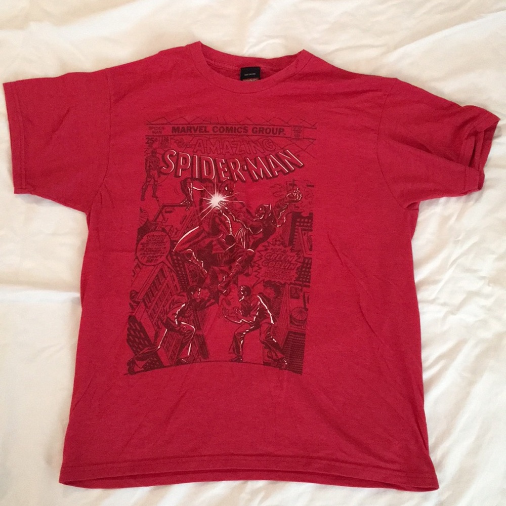 Marvel Comics Spider-Man Tee Red Large
